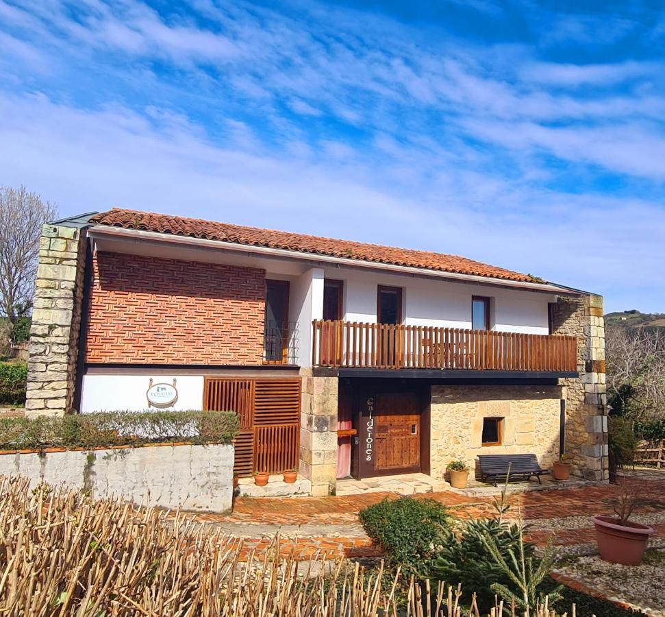 Hotel Posada Los Calderones Santillana del Mar Exterior foto